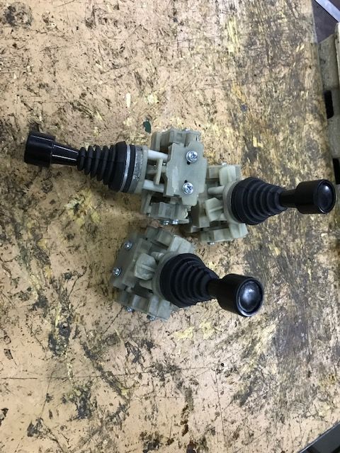 Переключатель крестовой  ПК12-21-822  джойстик