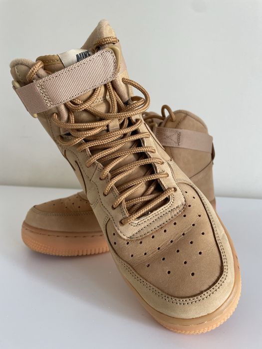 Ténis NIKE Air Force Camel