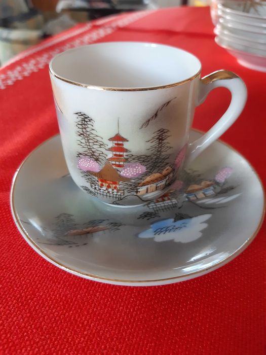 Chávenas antigas de Chá de Sacavém e de Café  Porcelana  Japão