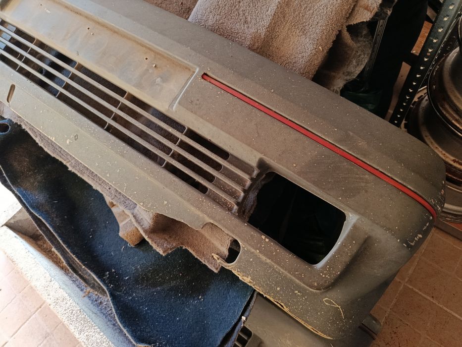 Conjunto pára-choques originais Renault 5 GT turbo (fase 1)