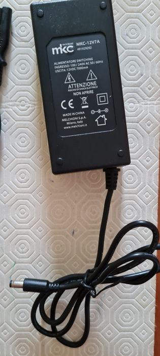 12-Volt Charger64740382011139122