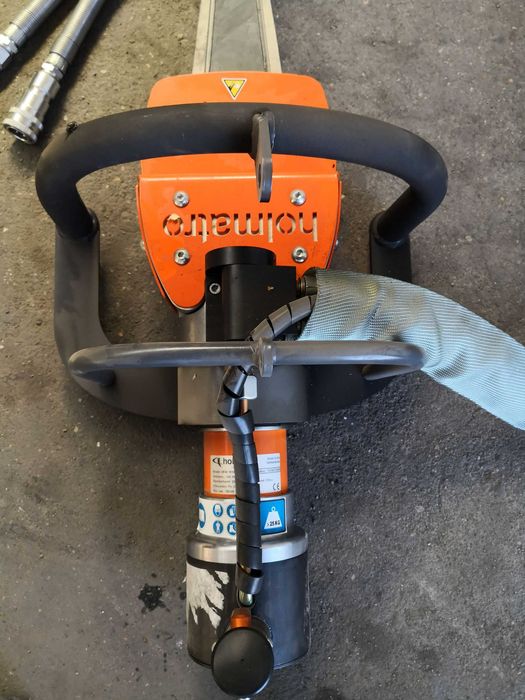 Hydrauliczny klin odlewniczy HOLMATRO do czyszczenia odlewów typ HFW 1518+