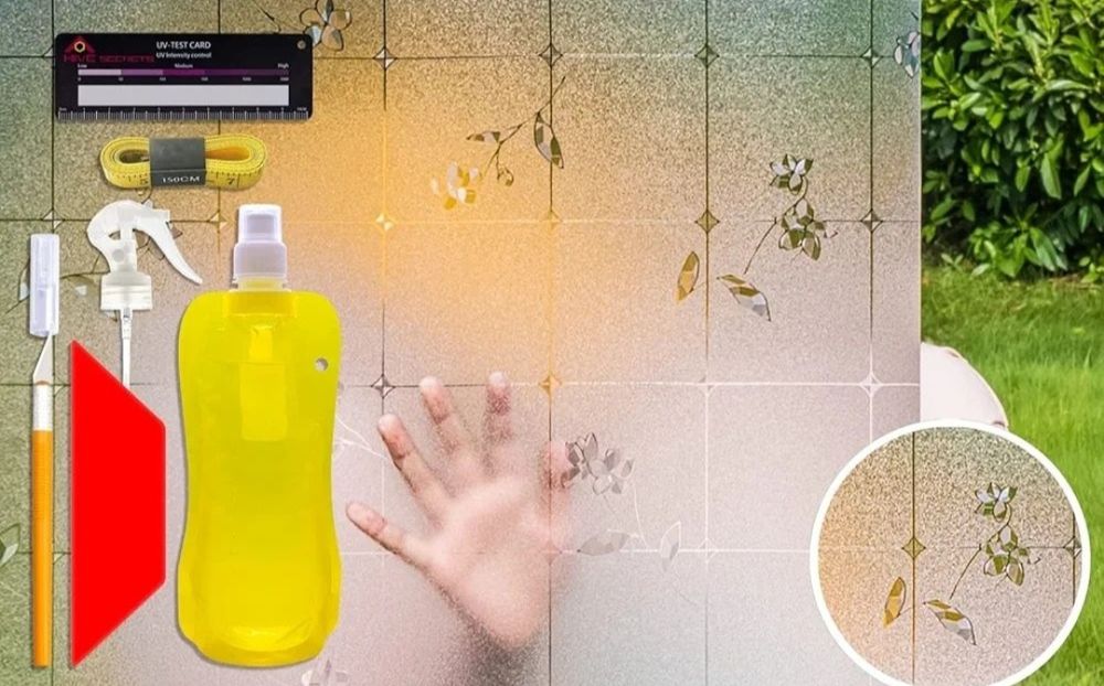 Folia ochronna na okno uv 60cm x 200 z akc. Montażowymi 2szt.