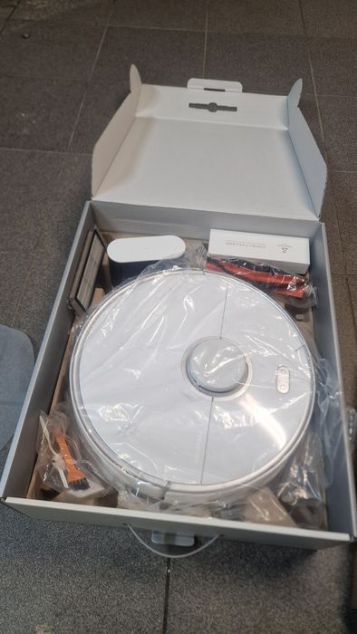 Roborock S5 Max.Z mopem. Ładny stan + zapasowe części.