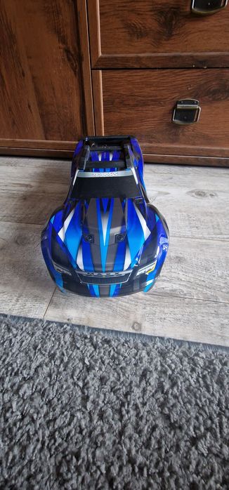 Karoseria traxxas maxx v2