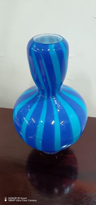 Jarra decorativa bicolor