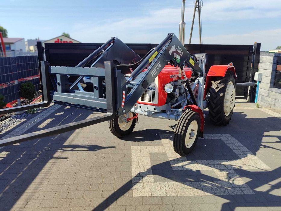Ładowacz czołowy tur-2B euro-ramka c360 c330 transport gratis  zetor