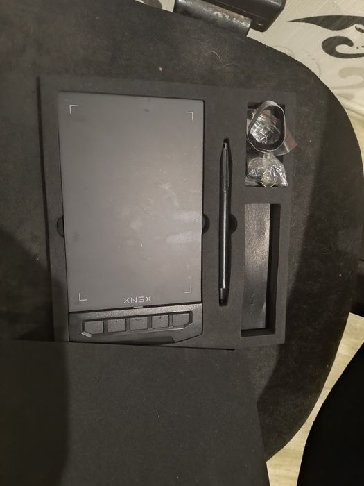 Продам графічний планшет Xenx X1-640
