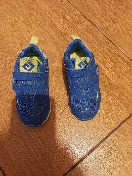 Buty chłopięce r.21 jak nowe