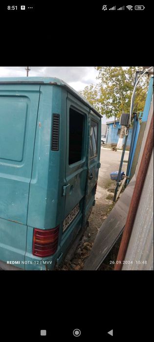 Мерседес MB 100 D