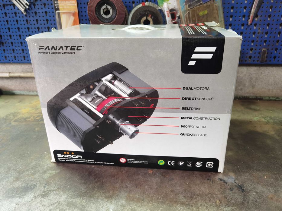 Fanatec Clubsport Wheel Base CSW V1 + Oferta Volante P1