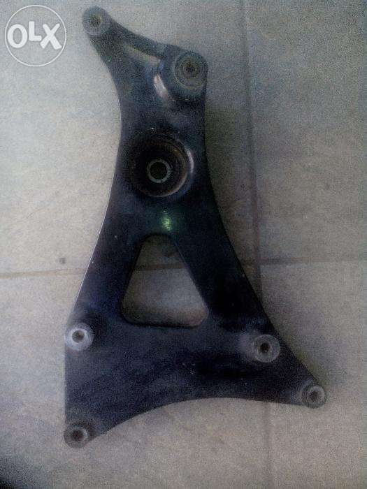 ричаг задний маджесті 250