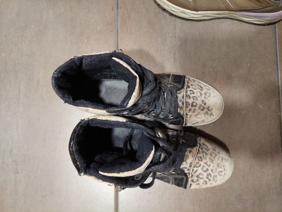 Buty damskie rozmiar 39 oddam za darmo