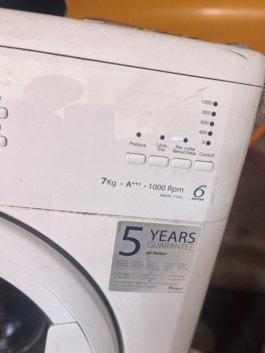 Maquina lavar roupa