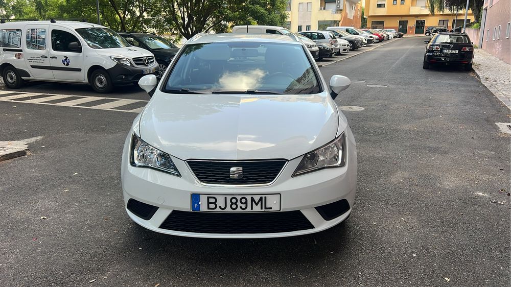 SEAT Ibiza ST — fotografia 4