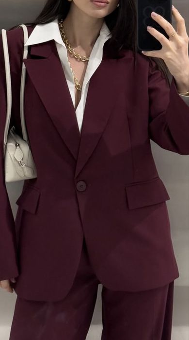 Костюм від бренду cher’17