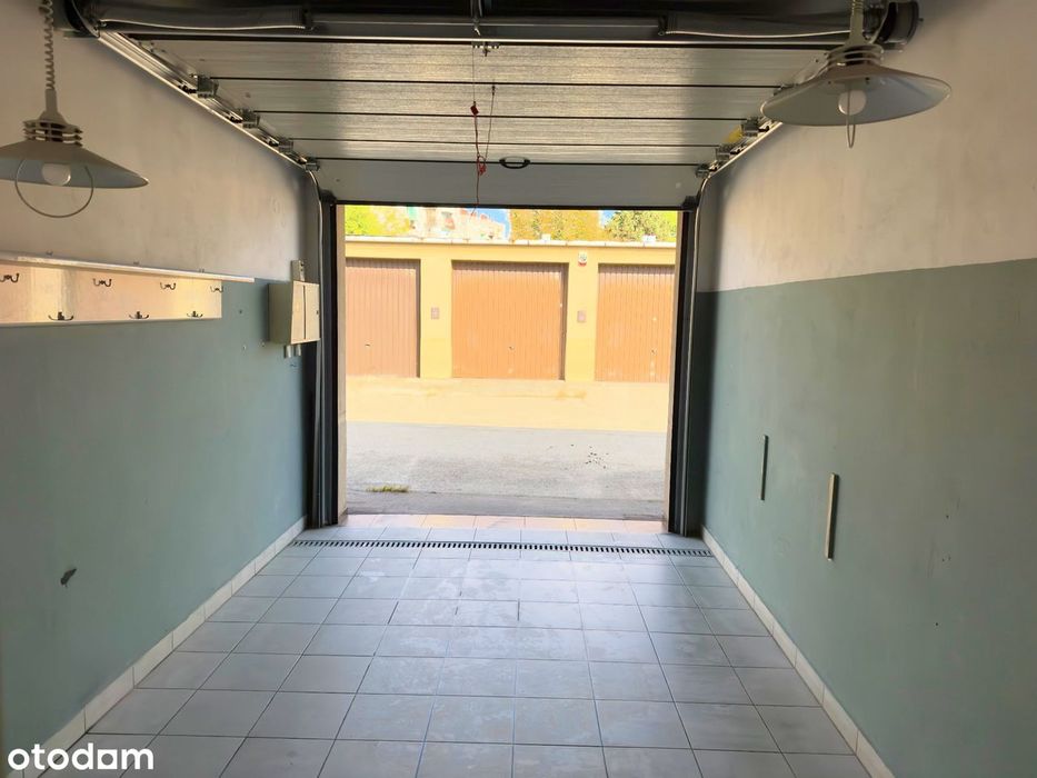 Sprzedam Garaż 17,64m2 | Os. Kombatantów 1D | Od właściciela