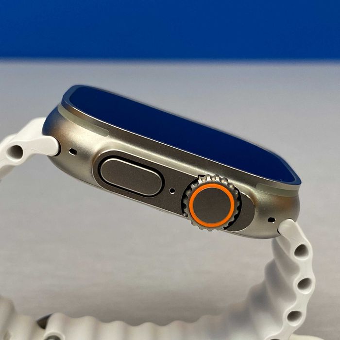 Apple Watch Ultra 2 | Titanium Natural | 49mm | White Ocean Band