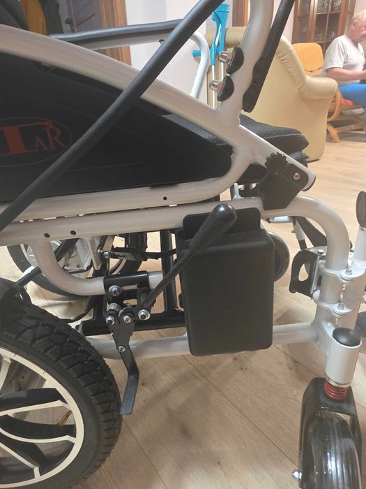 Nowy Elektryczny wózek inwalidzki