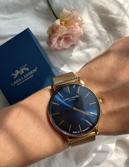 Zegarek Lars Larsen niebieska tarcza złota bransoleta