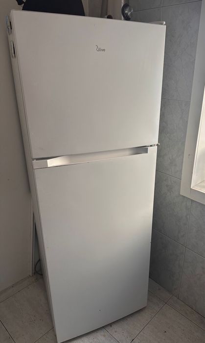 Geladeira Qilive branca 348L