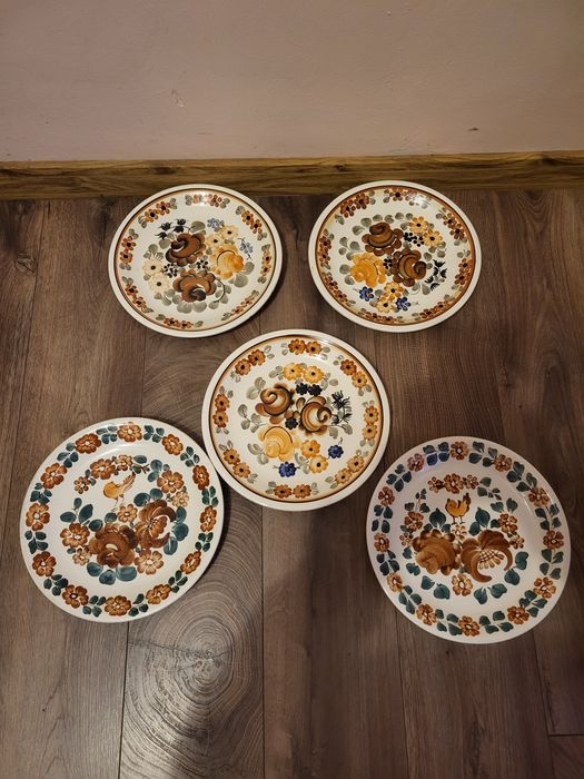 Takerze ozdobne na sciane - fajans Wloclawek