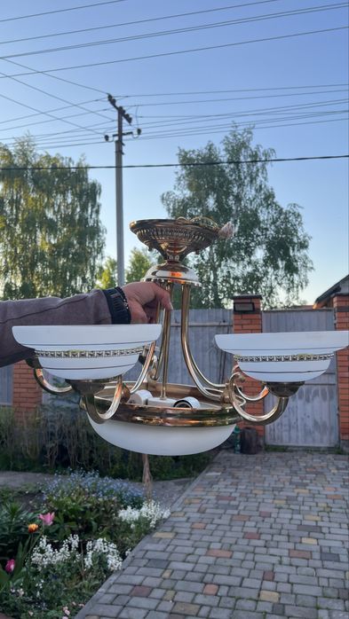 Люстра на 6 плафонов, классика