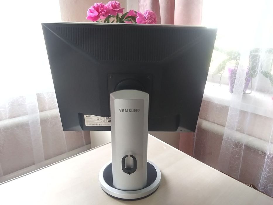 Продам монітор Samsung