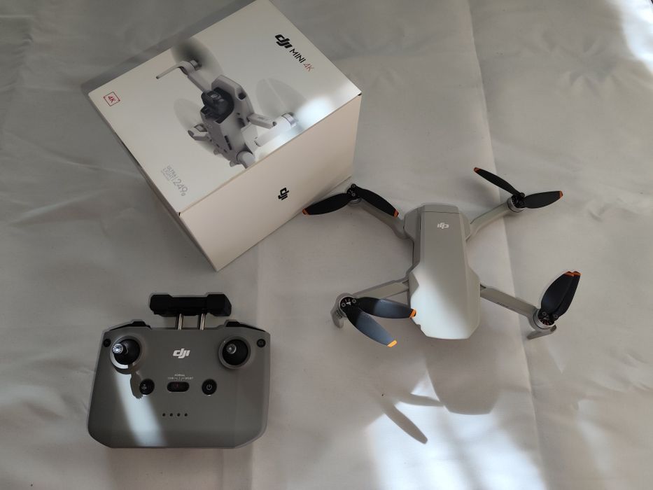 Dron DJI mini 4k gwarancja, jak nowy