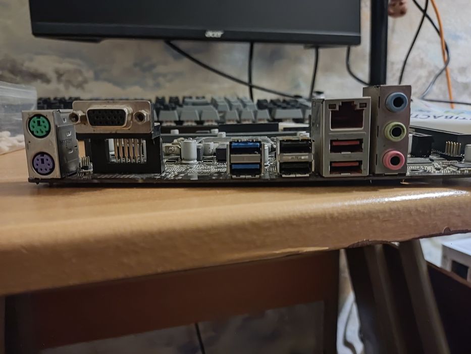 Мат-плата Асус с процом Интел