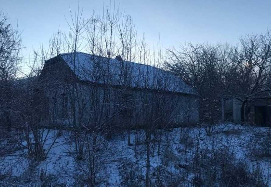 Продаж гарної ділянки з будинком м. Кам’янка