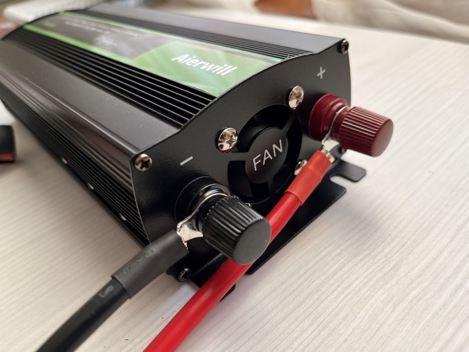 Інвертор для відключення світла. Aierwill 1600w чиста сінусоїда 50Гц