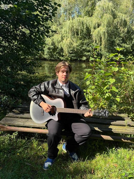 Nauka gry na gitarze dla początkujących | Lekcje od podstaw dla każdego!