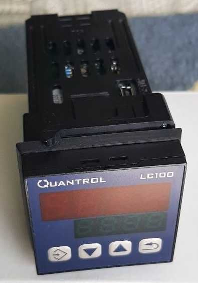 Компактній електронній ПИД-регулятор Jumo Quantrol тип LC100