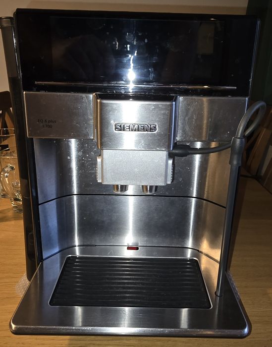 Ekspres Siemens EQ6 + s700