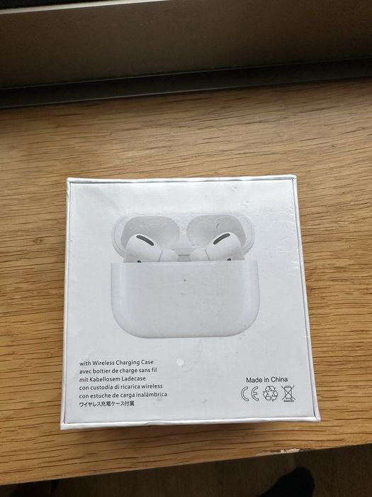 Auriculares Bluetooth Wireless com Caixa de Carregamento