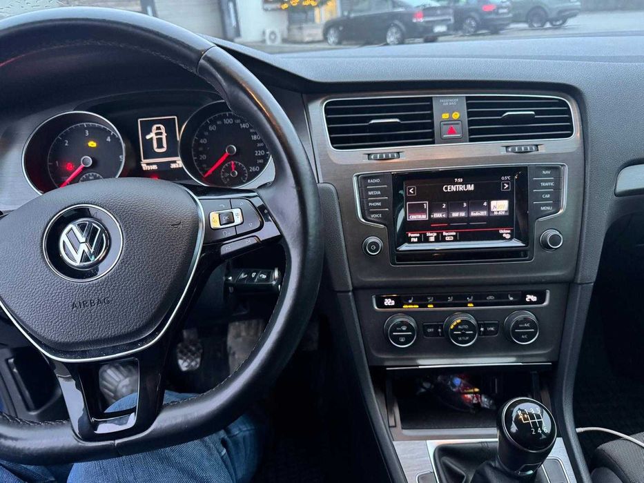 VW Golf VII 1.6 TDI, 5 drzwi