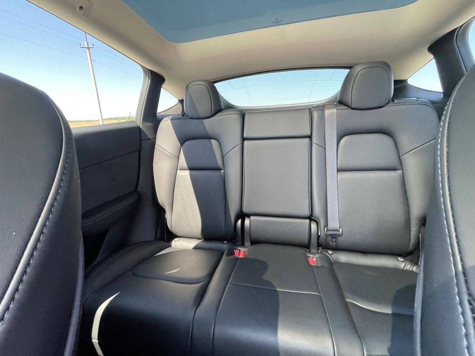 Tesla model Y 2021 Long Range Dual Motor