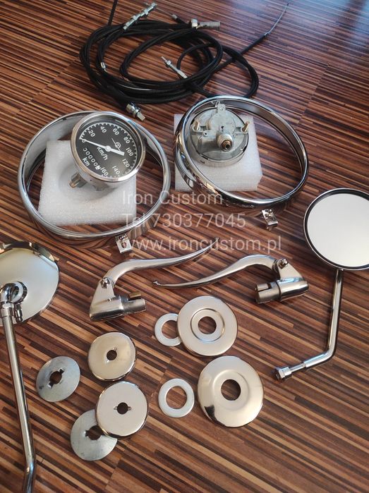 Dekielek osłona na łożysko koł × 4 szt Chromowane Dniepr Ural M72 K750