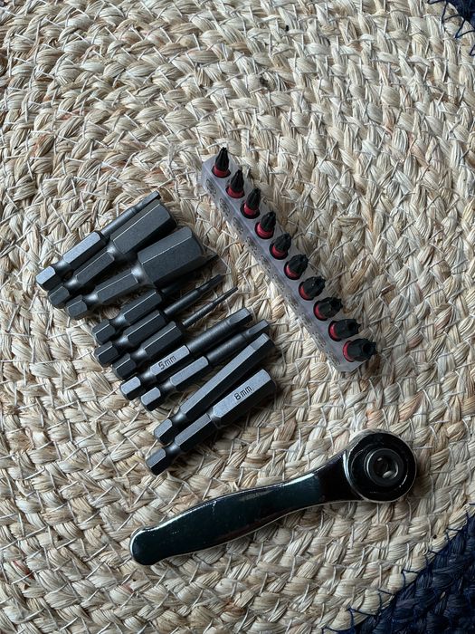 Набор инструментов 22 предмета трещотка 1/4 бити torx шестигранки нови