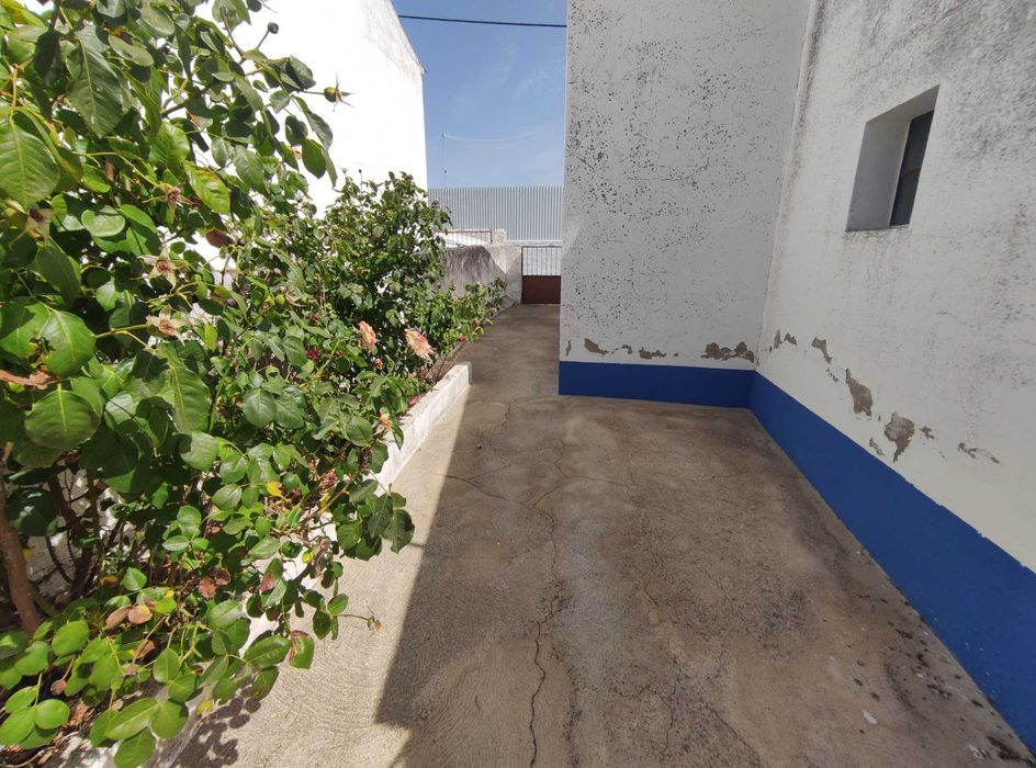 Moradia na castiça aldeia de S. Vicente de Valongo