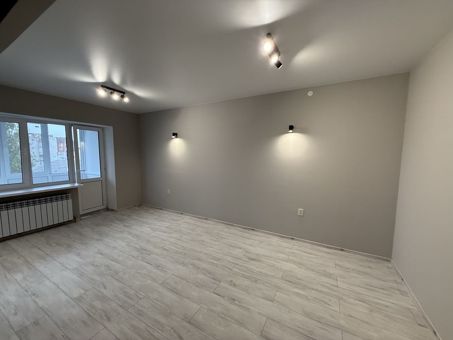 Продаю стильную видувую 1-ку Яхт Клуб, 8 причал