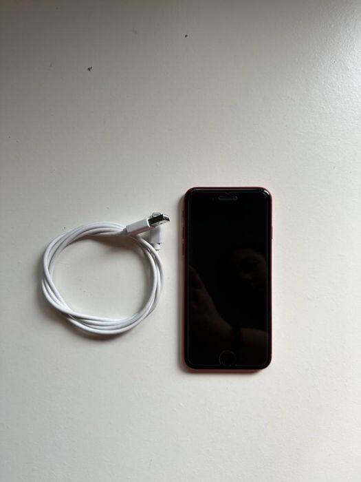 iPhone SE 20 64GB Product Red