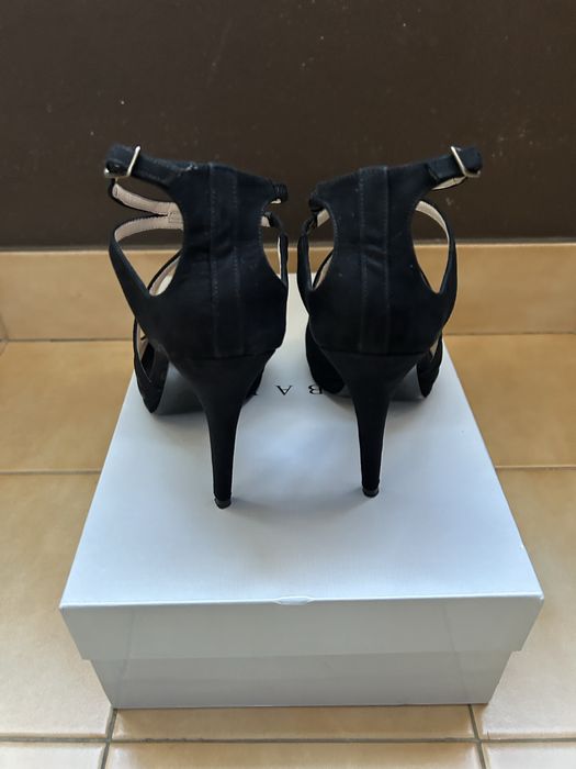 Sapatos Albano, usados uma vez num casamento