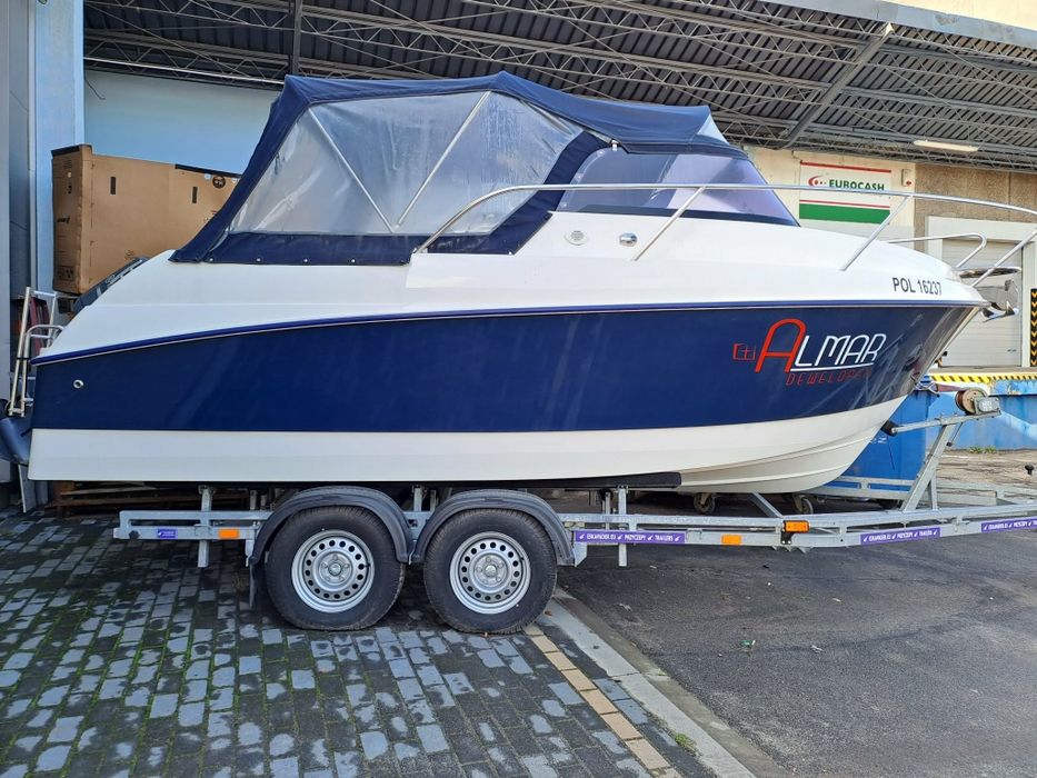 Łódź kabinowa Pegasus 550/Yamaha 150 KM