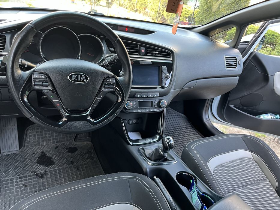 Kia Proceed Salon Polska