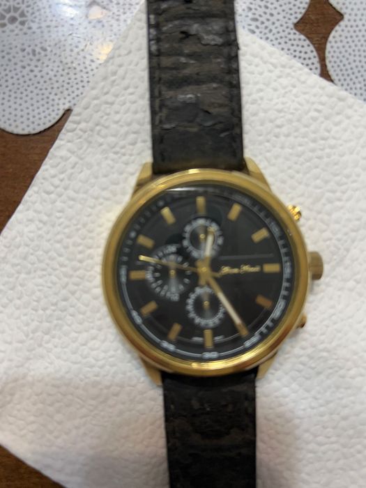 Продам годинник Alberto Kavalli