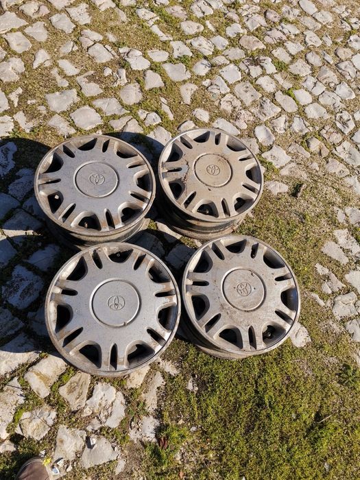 4 jantes Toyota 14 com tampoes