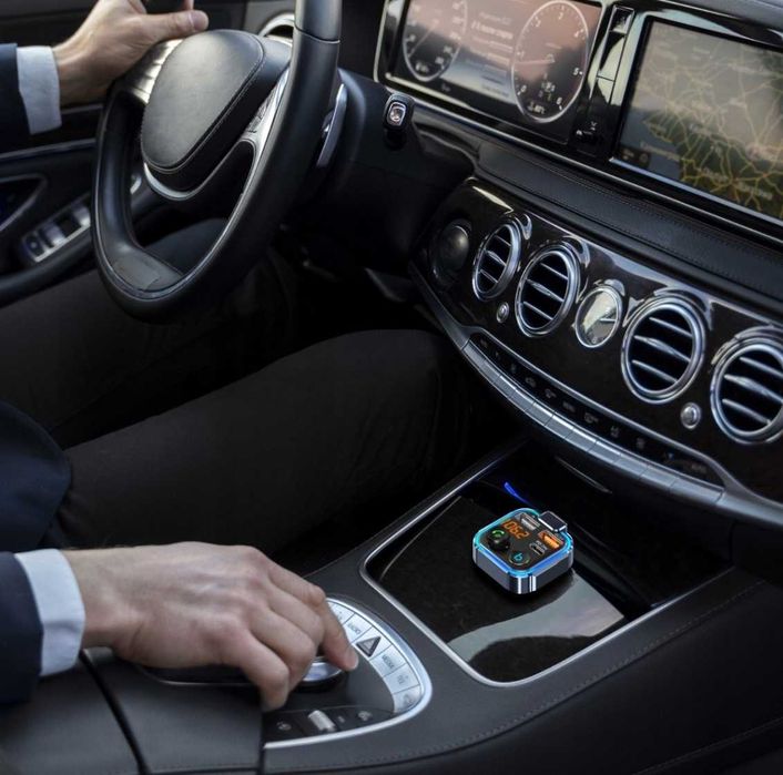 TRANSMITER FM bluetooth ładowarka telefonu MP3 2XUSB SD LCD