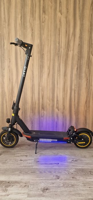 Електросамокат GIANT T6 Turbo